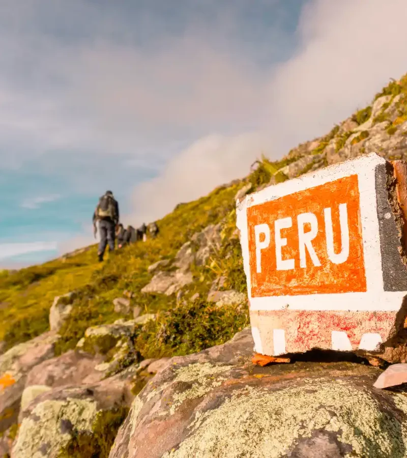 Luxury Inca Trail 4 Days hiking route through the Andes with classic Inca Trail scenery