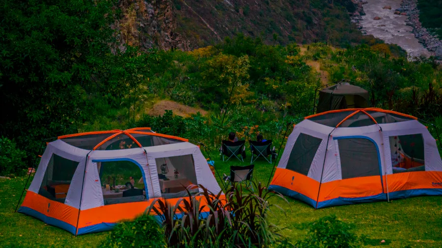 Luxury glamping camps surrounded by the natural landscapes of the Peruvian Andes.